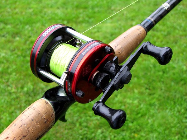 Carrete Penn Squall II Lever Drag 50VSX